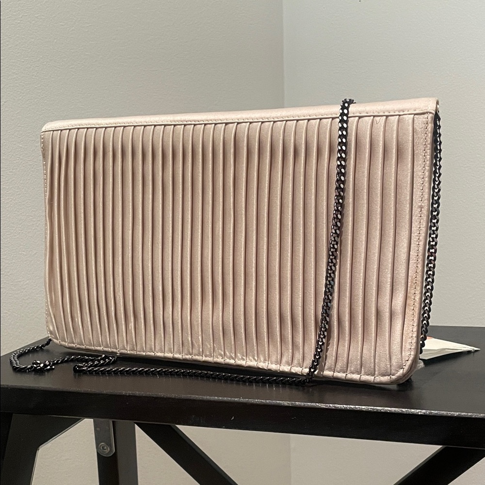 Chic Pleated Cream Clutch with Chain Strap